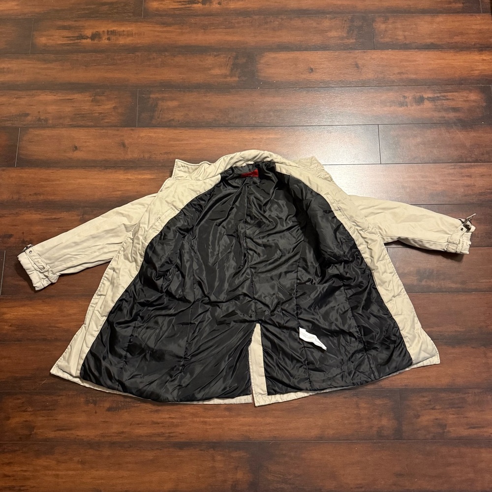 Zara Beige Trench Coat with Black Lining - Picture 3 of 5